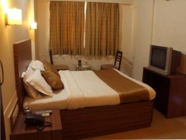 Hotel Ace Residency Мумбай Стая снимка